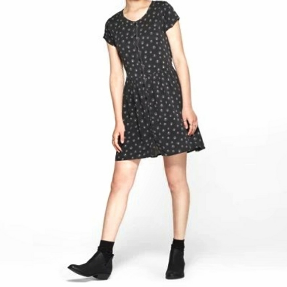 Junkfood Clothing skater dress medium - Picture 1 of 4